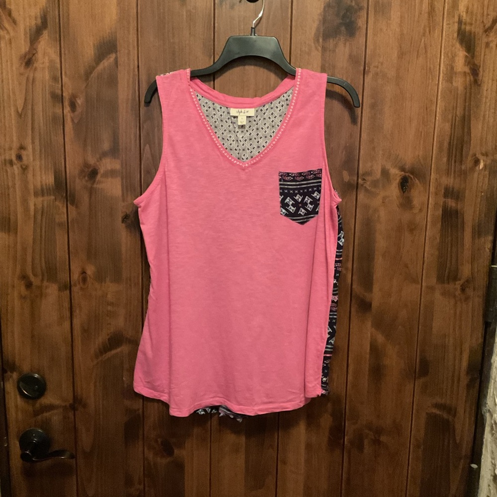 Style & Co. Pink V-Neck Tank with Patterned Pocket and Back